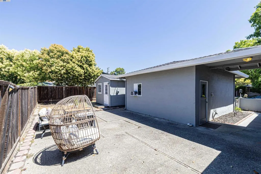 44 Duke Way, Pleasant Hill, California 94523 home-pic-6